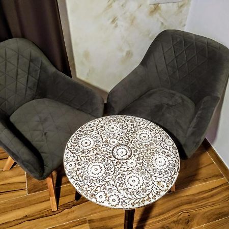 רואידרה Hostal Restaurante La Mancha מראה חיצוני תמונה