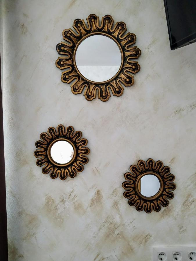 רואידרה Hostal Restaurante La Mancha מראה חיצוני תמונה