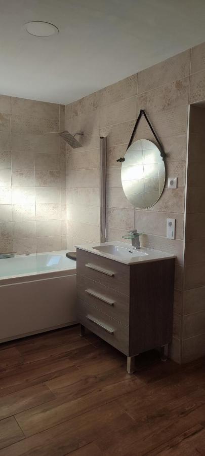 רואידרה Hostal Restaurante La Mancha מראה חיצוני תמונה