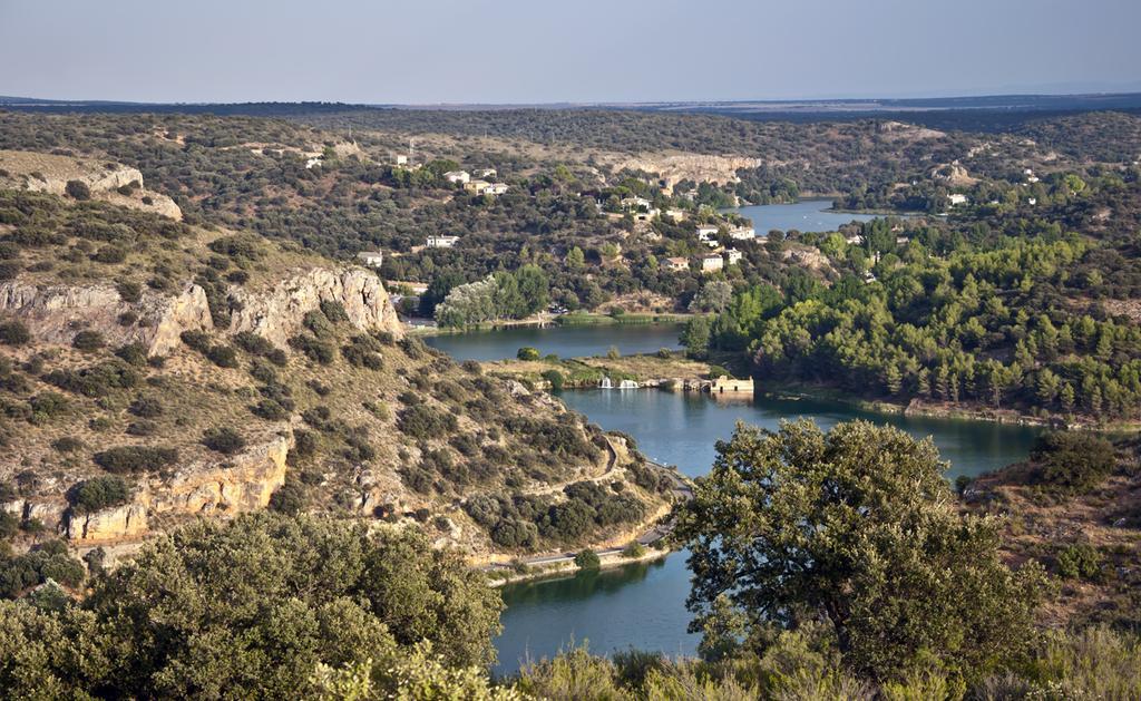 רואידרה Hostal Restaurante La Mancha מראה חיצוני תמונה