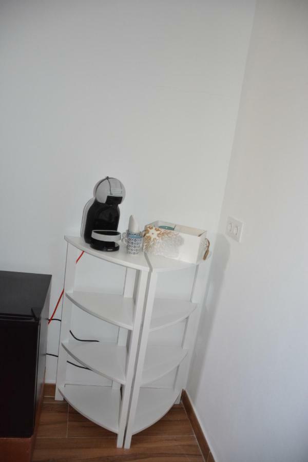 רואידרה Hostal Restaurante La Mancha מראה חיצוני תמונה